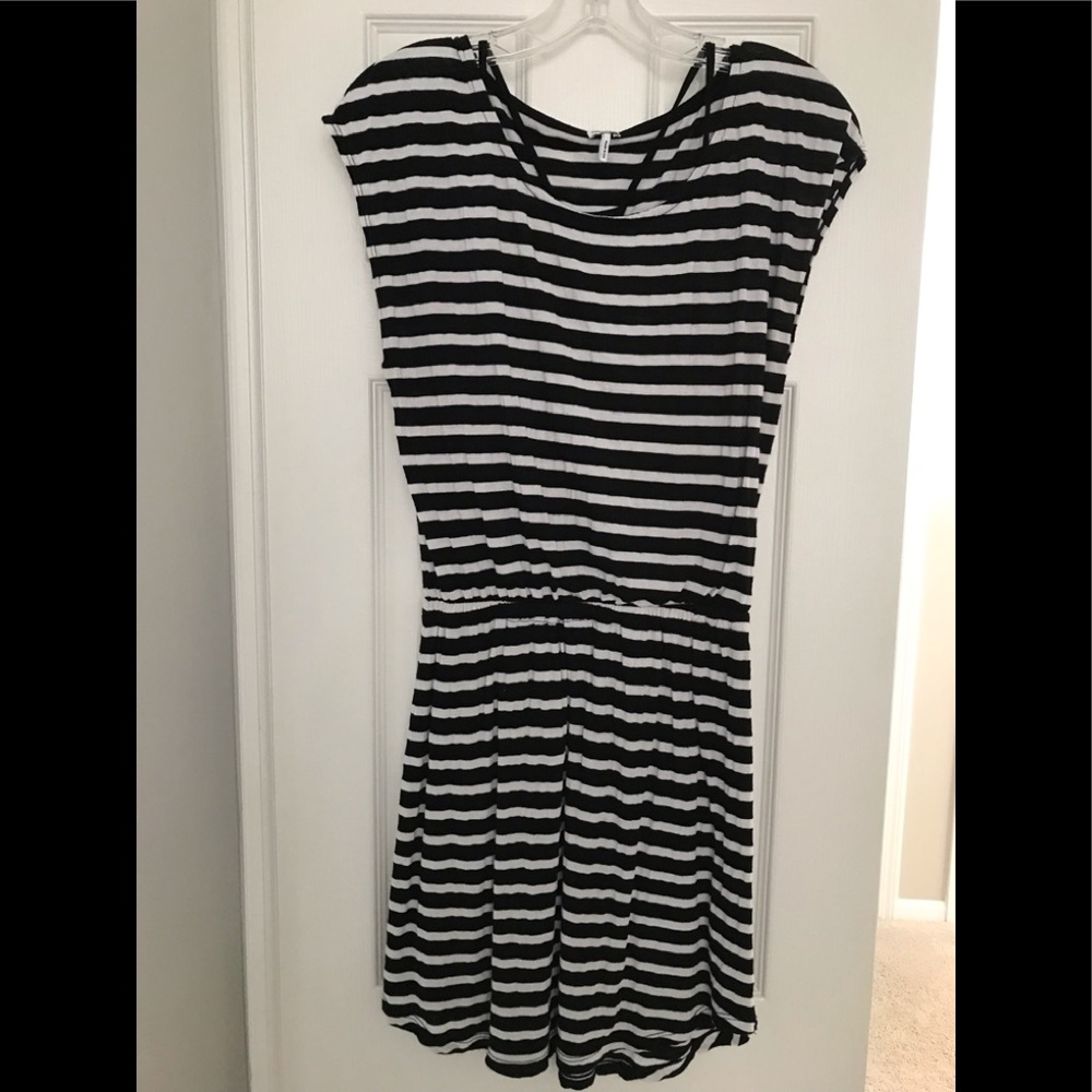 Splendid cinched t-shirt dress